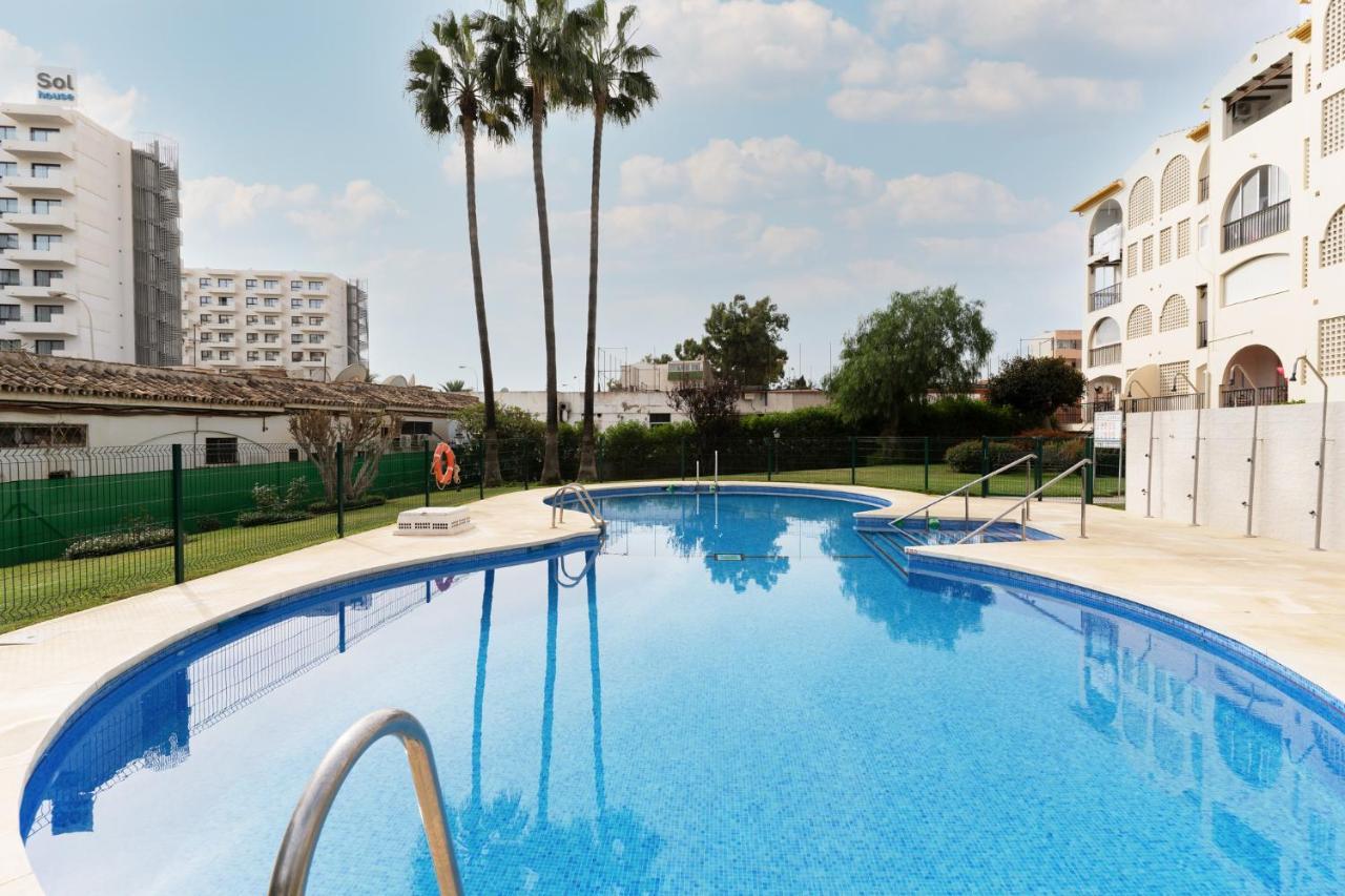 Lovely Apartment Next To The Beach Torremolinos Eksteriør bilde